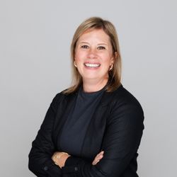 A woman smiling Headshot