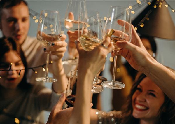 New Years Eve Wine Glass Cheers