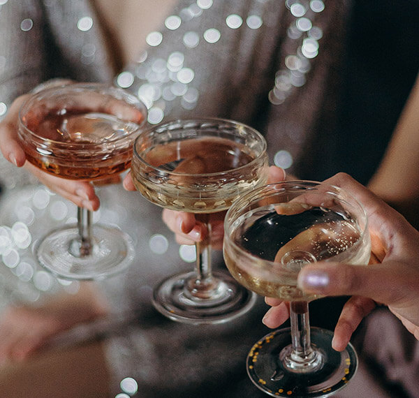 Cocktails clicking for a cheers
